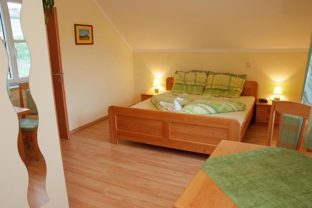 Gaestezimmer Rieder Staatz Kamer foto
